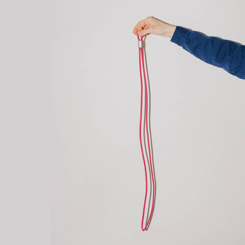 Elastisches Spanngummi für das Compact Cargobike Flinc. Zubehör zur sicheren Befestigung von Transportgut.