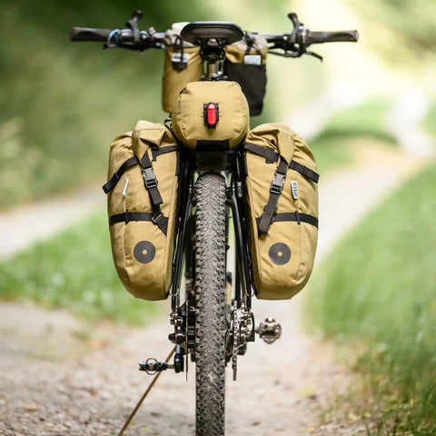 Stabilisierte Gepäckträger-Tasche für Zelt und Schlafsack