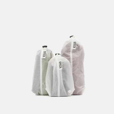 Federleichtes Packsack-Set für Bikepacker | Speck Gear